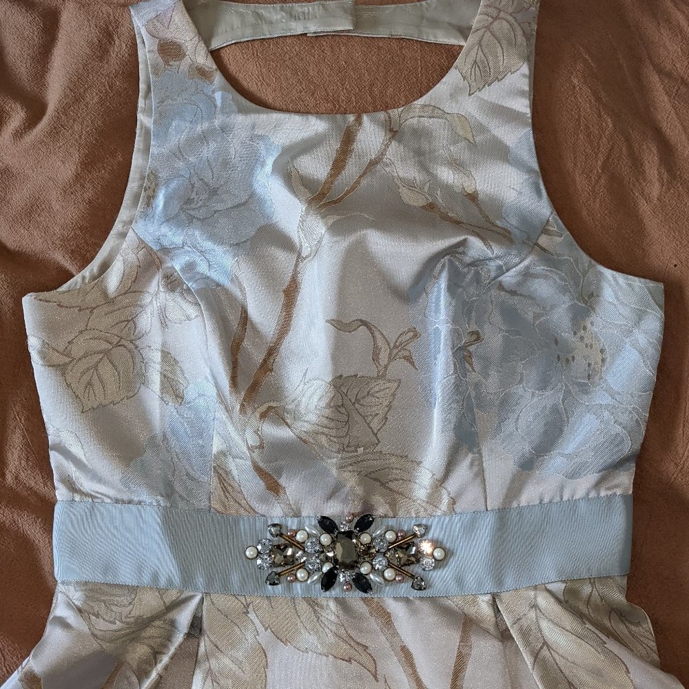 Eliza J pastel dress with pockets, size 10.